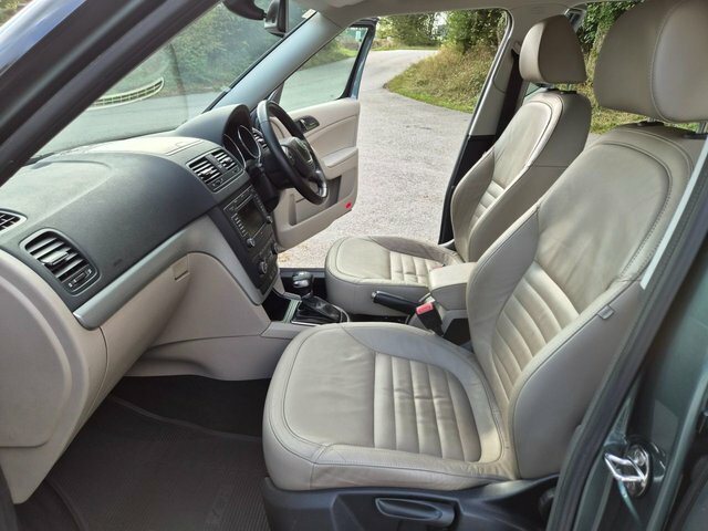 Skoda Yeti 2011 11 1.8 Beige #13