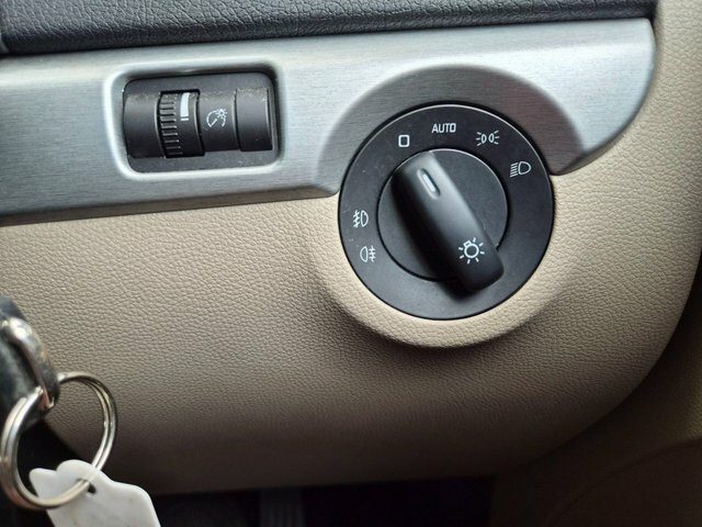 Skoda Yeti 2011 11 1.8 Beige #25