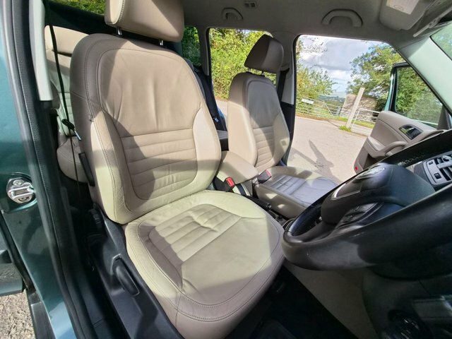 Skoda Yeti 2011 11 1.8 Beige #44