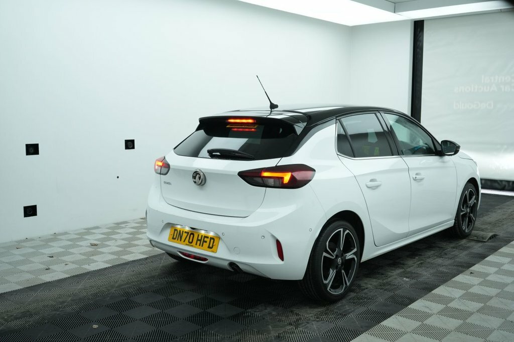 Vauxhall Corsa Se Nav White #7