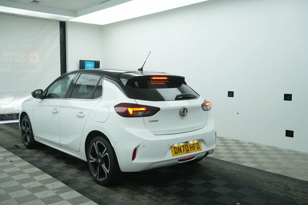Vauxhall Corsa Se Nav White #8