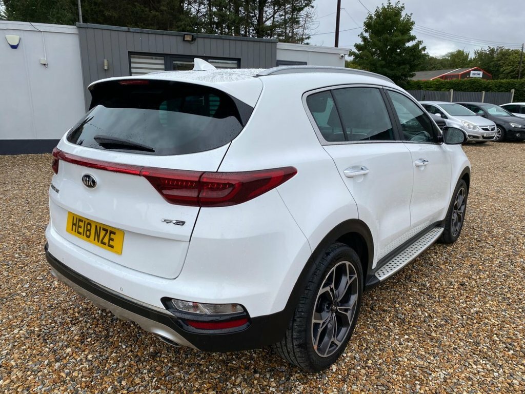Kia Sportage 1.6L Gt-line White #4