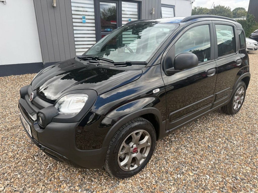 Fiat Panda 1L City Cross Black #4