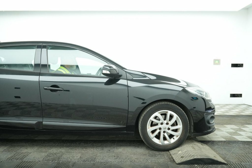 Renault Megane 1.5L Dynamique Nav Black #3