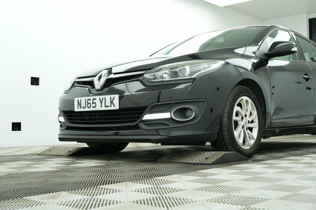 Renault Megane 1.5L Dynamique Nav Black #6