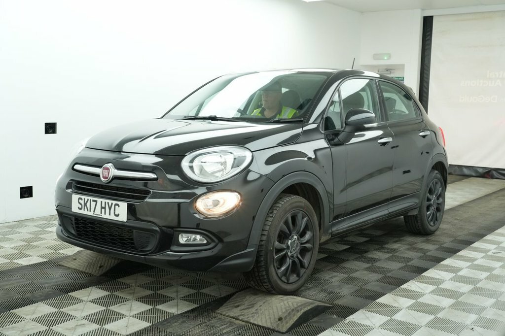 Fiat 500X 1.6L Pop Star Black #2