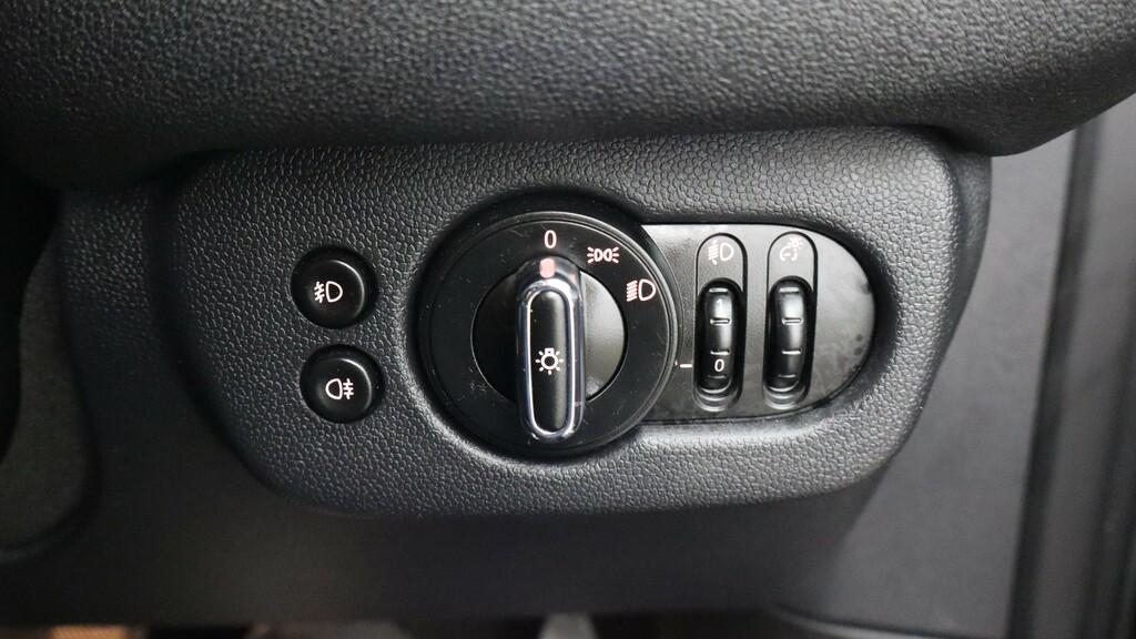 Mini Clubman Automatic Blue #29