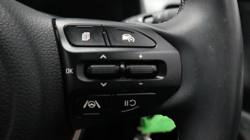 Kia Stonic Gt-line Black #29