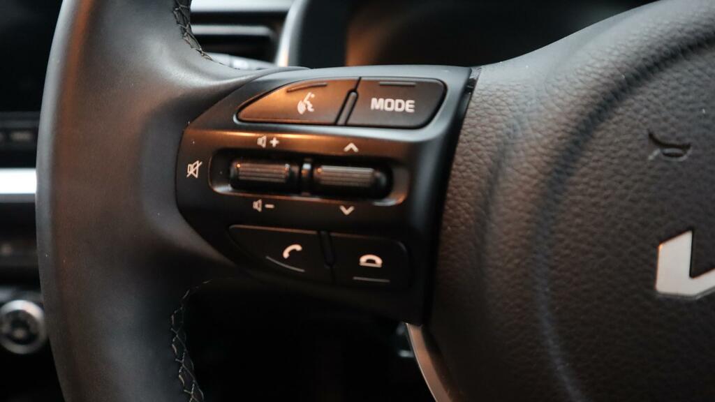 Kia Stonic Gt-line Black #28