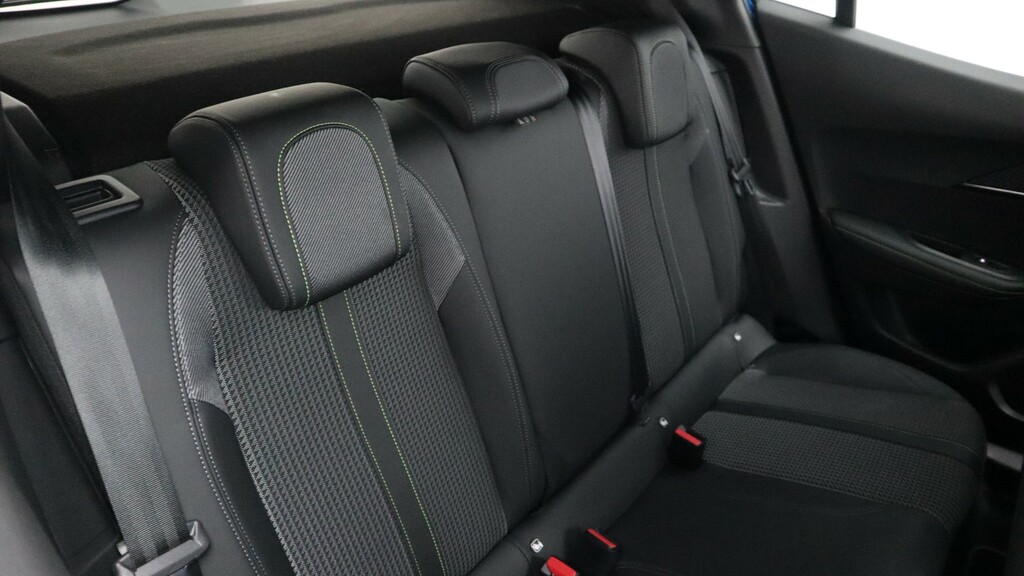Peugeot e-2008 2008 Allure Premium Ev White #32