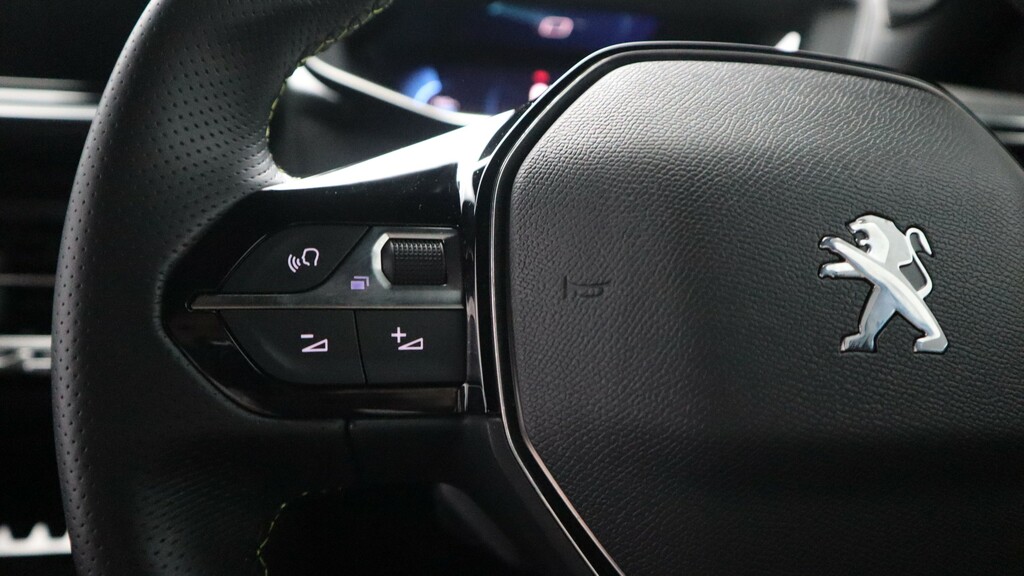 Peugeot e-2008 2008 Allure Premium Ev White #12