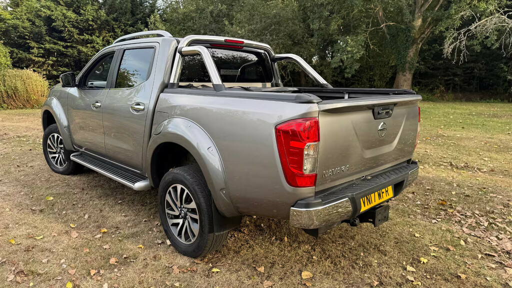 Nissan Navara Double Cab Pick Up Tekna 2.3Dci 190 4Wd Pick Up Di Grey #4