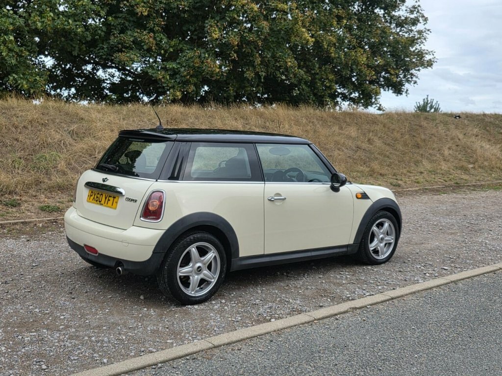 Mini Hatch Back Euro 5 98 Ps White #62