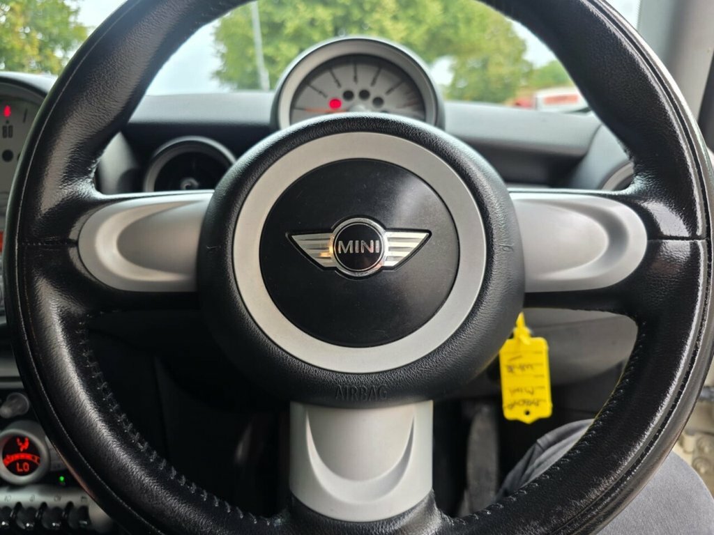 Mini Hatch Back Euro 5 98 Ps White #32