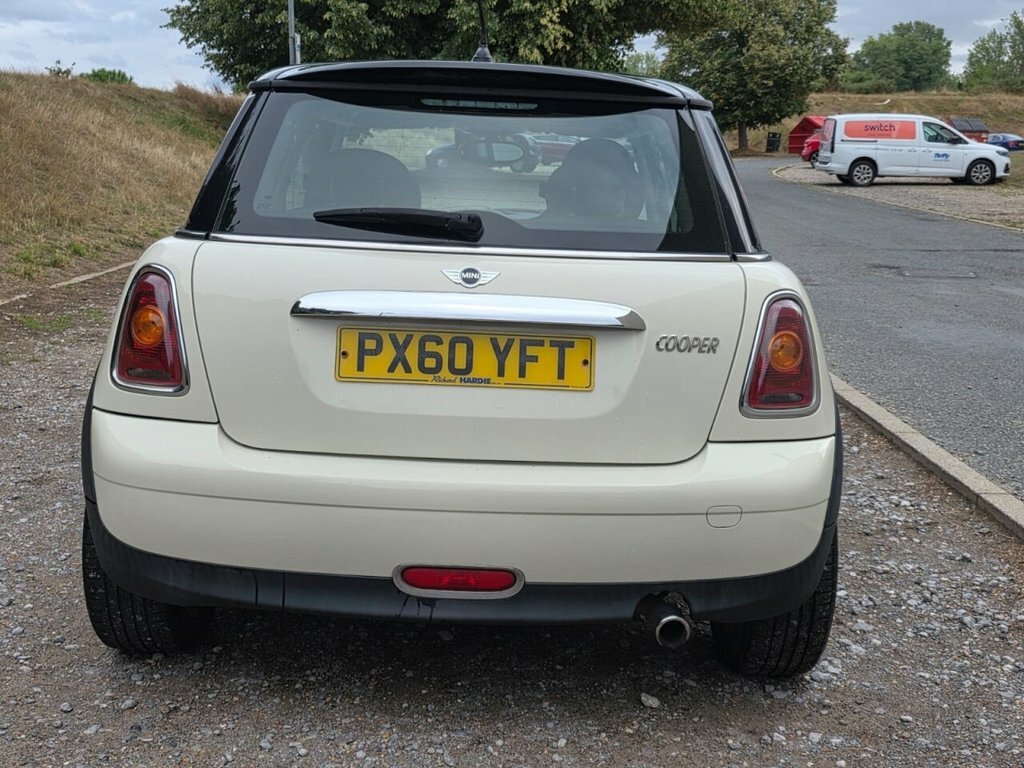 Mini Hatch Back Euro 5 98 Ps White #65
