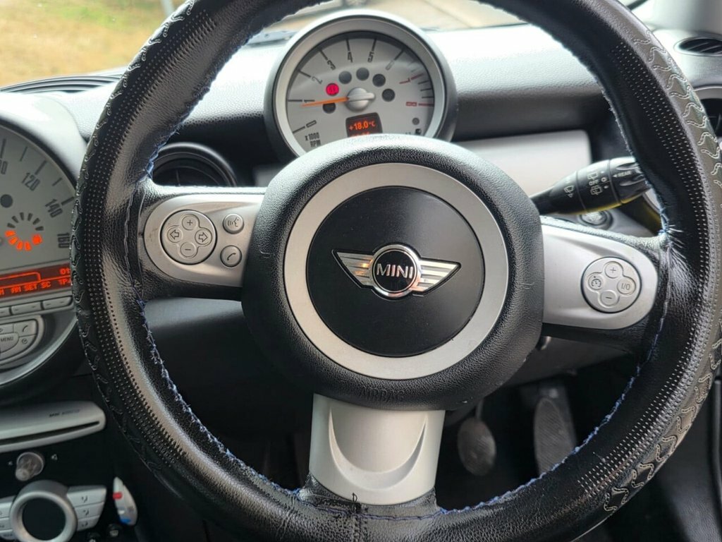 Mini Hatch Back Euro 4 120 Ps White #52