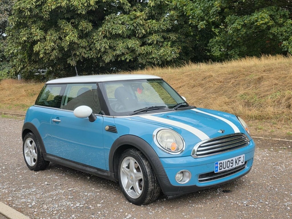 Mini Hatch Back Euro 4 120 Ps White #86