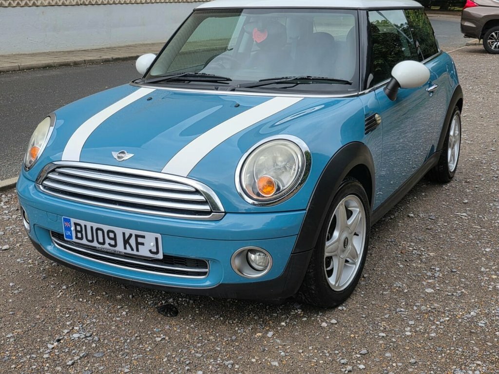 Mini Hatch Back Euro 4 120 Ps White #4
