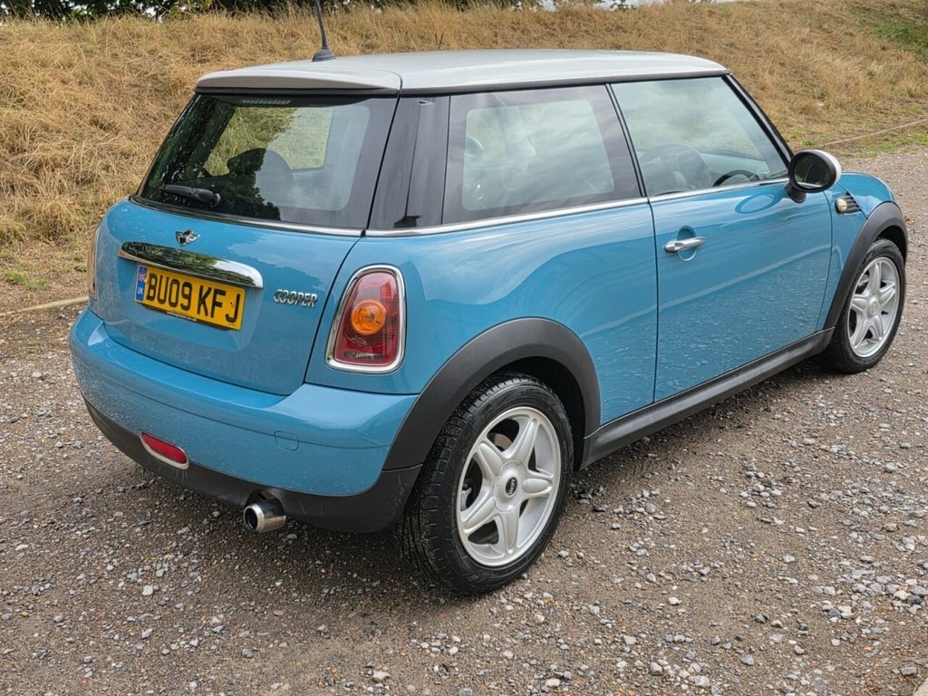 Mini Hatch Back Euro 4 120 Ps White #14