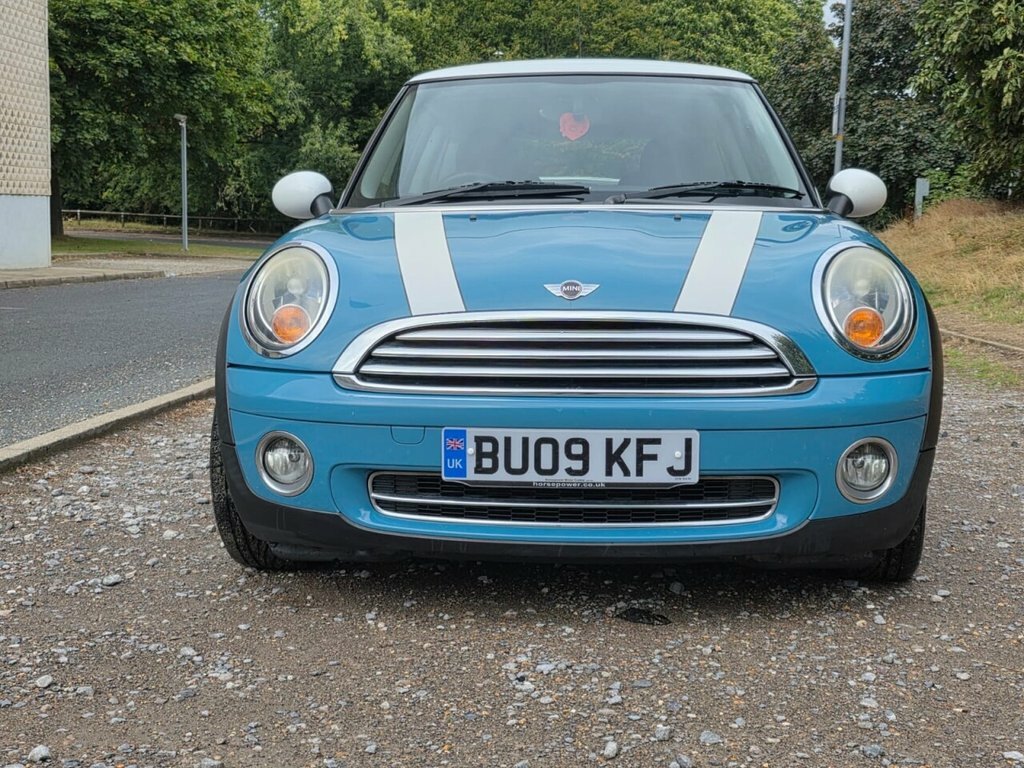 Mini Hatch Back Euro 4 120 Ps White #2