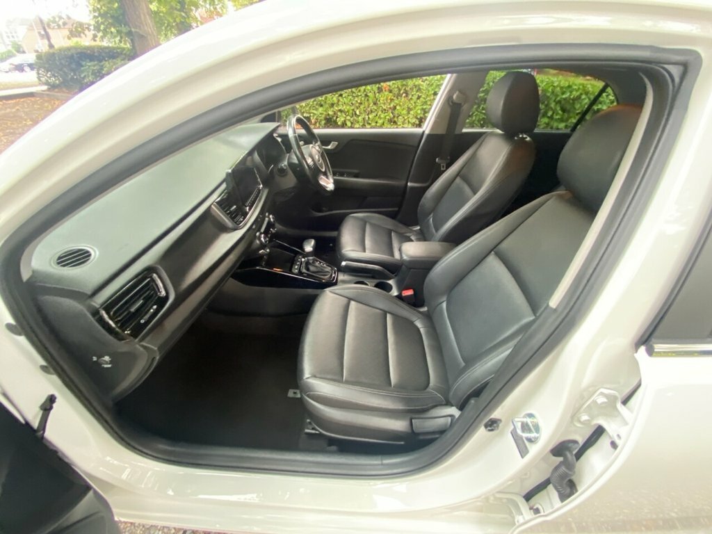 Kia RIO 1.25 1 Silver #52