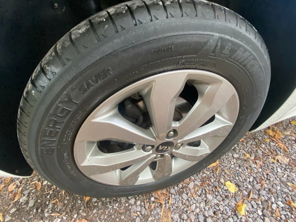 Kia RIO 1.25 1 Silver #62
