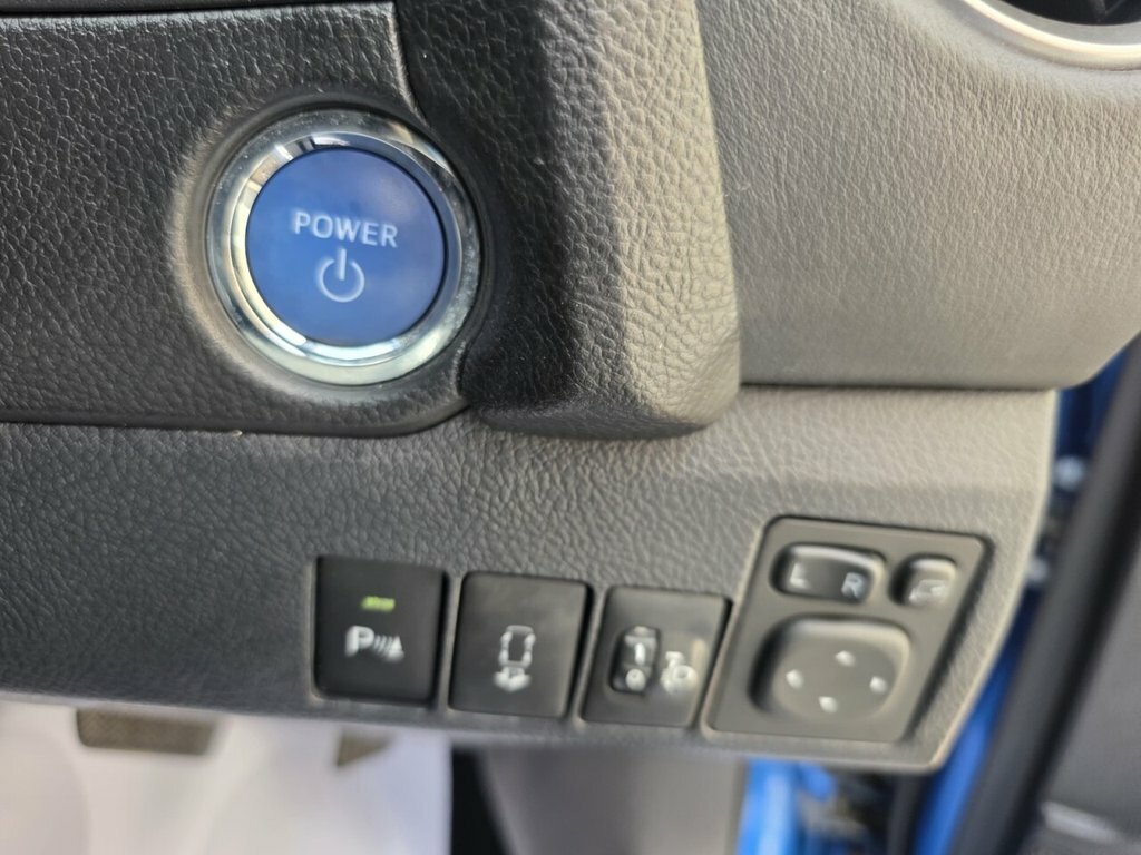 Toyota Auris 1.6 V-matic Icon Multidrive S #19