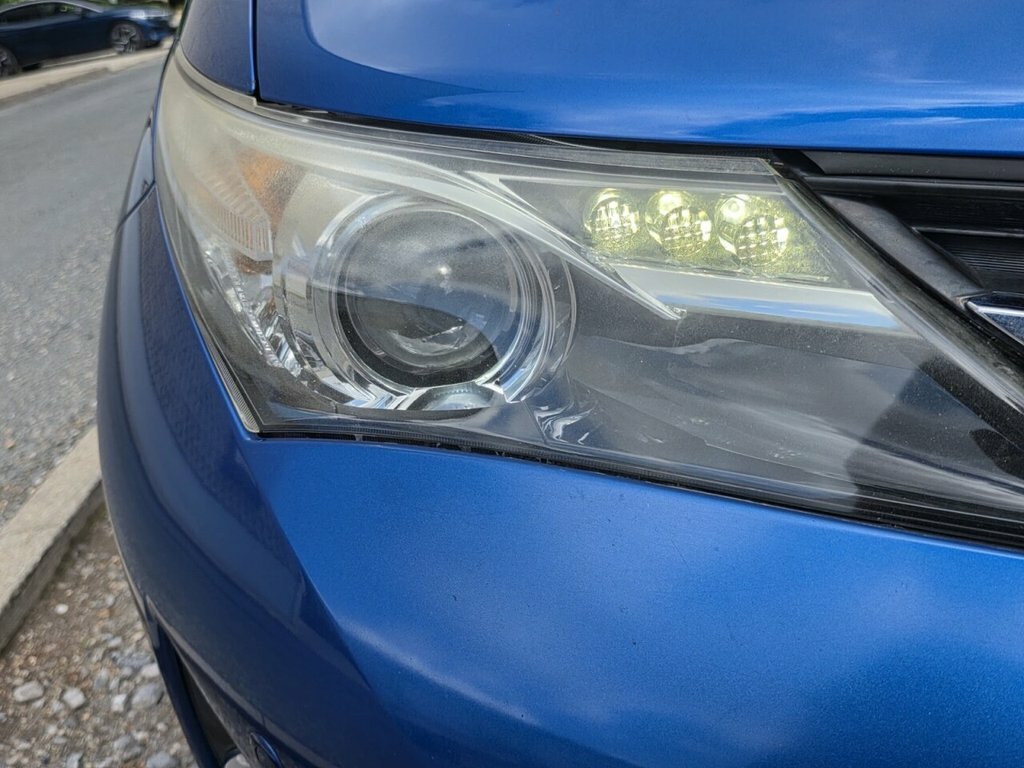 Toyota Auris 1.6 V-matic Icon Multidrive S #2