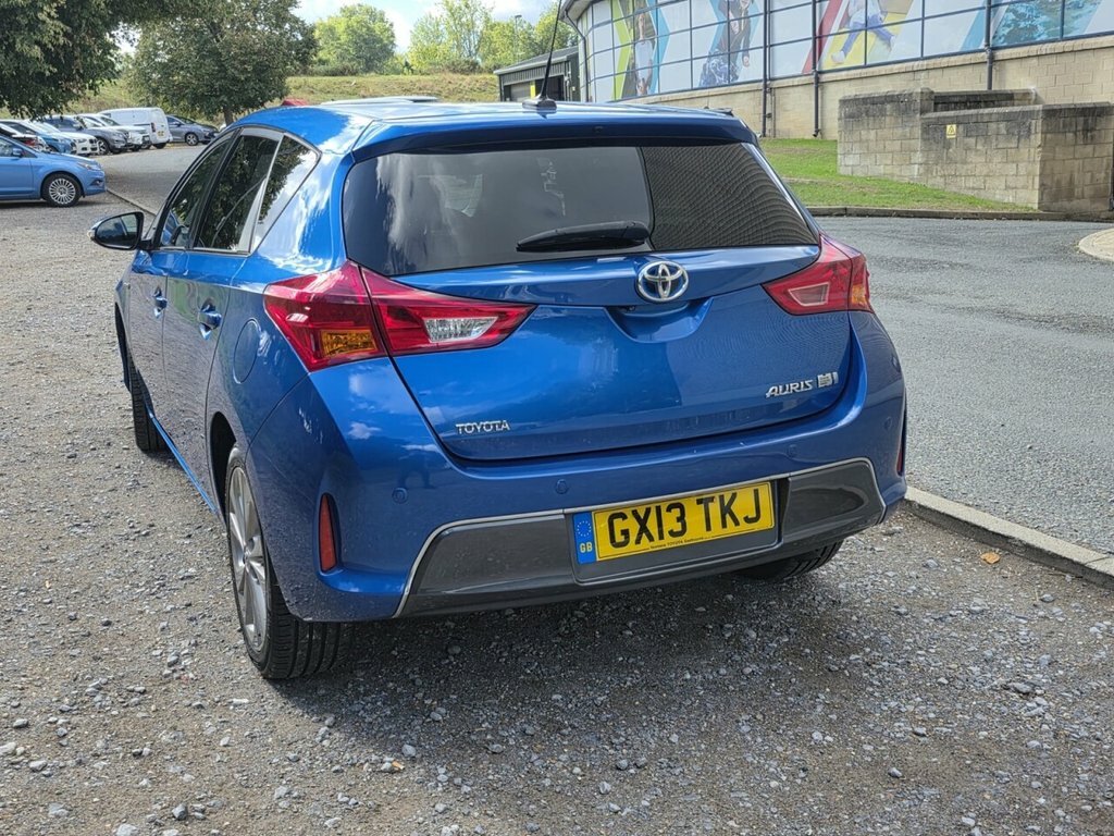 Toyota Auris 1.6 V-matic Icon Multidrive S #52