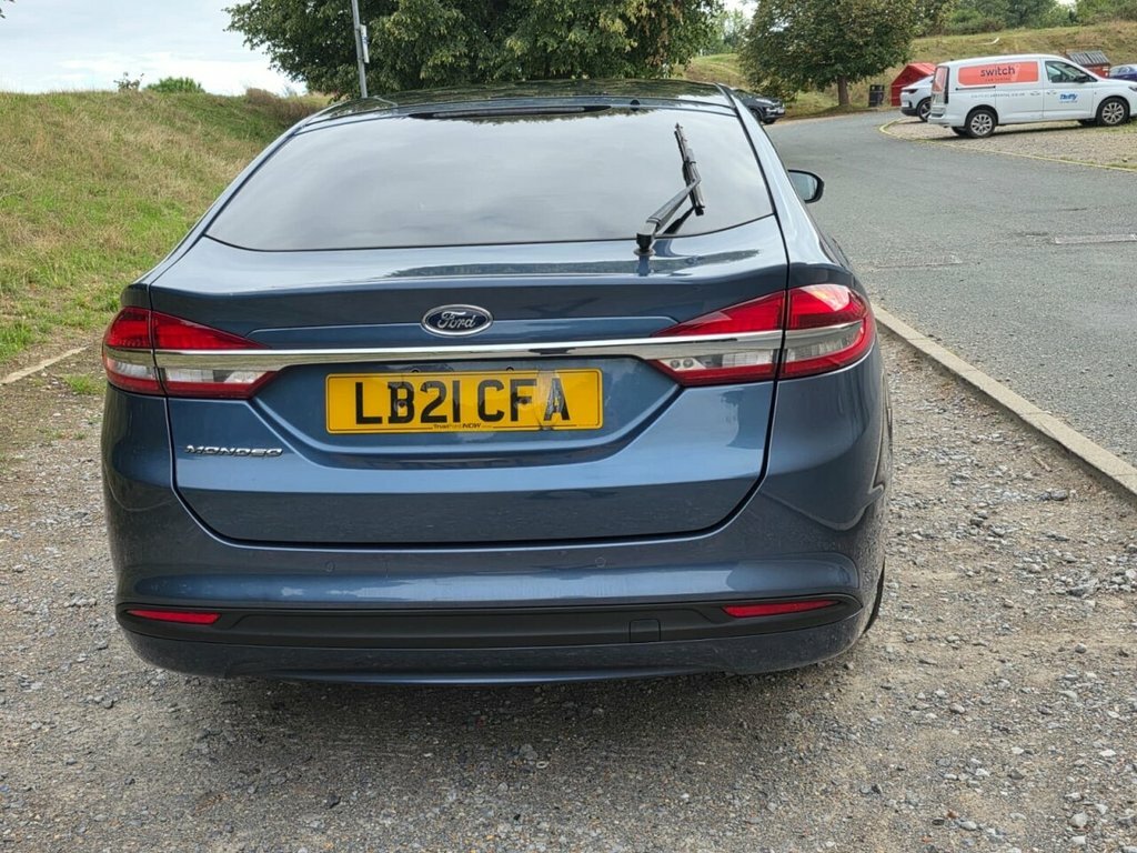 Ford Mondeo 2L Zetec Edition Blue #4