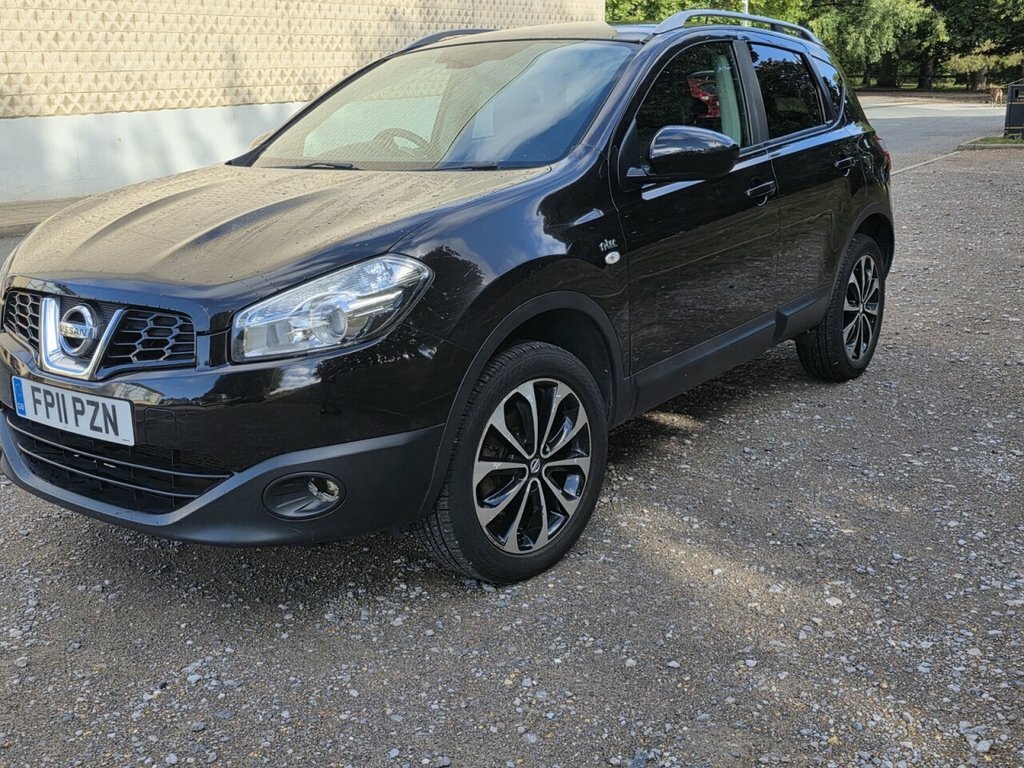 Nissan Qashqai Acenta Red #55