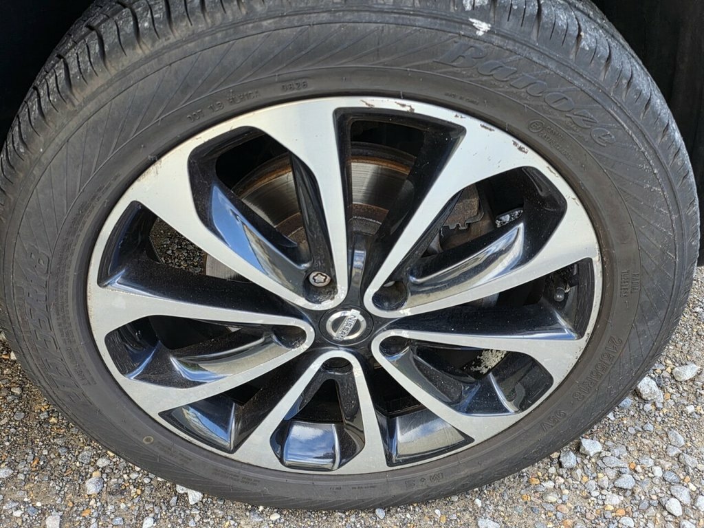 Nissan Qashqai Acenta Red #68