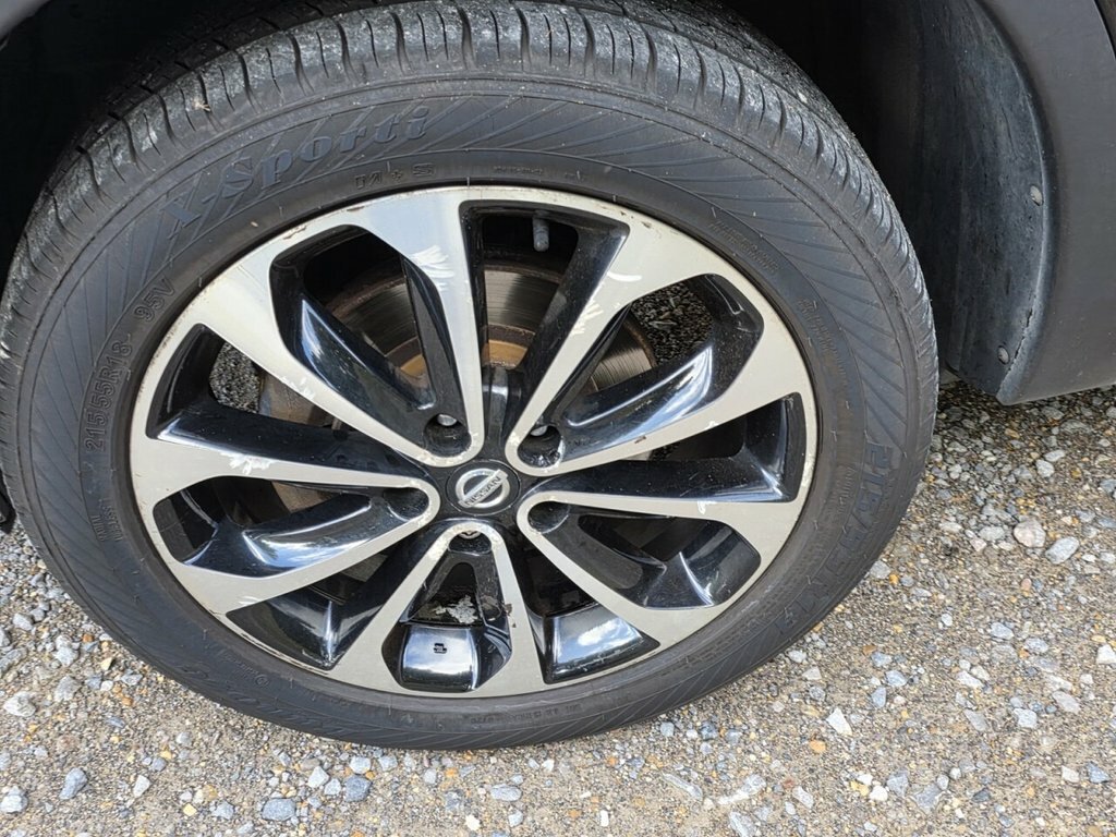 Nissan Qashqai Acenta Red #99