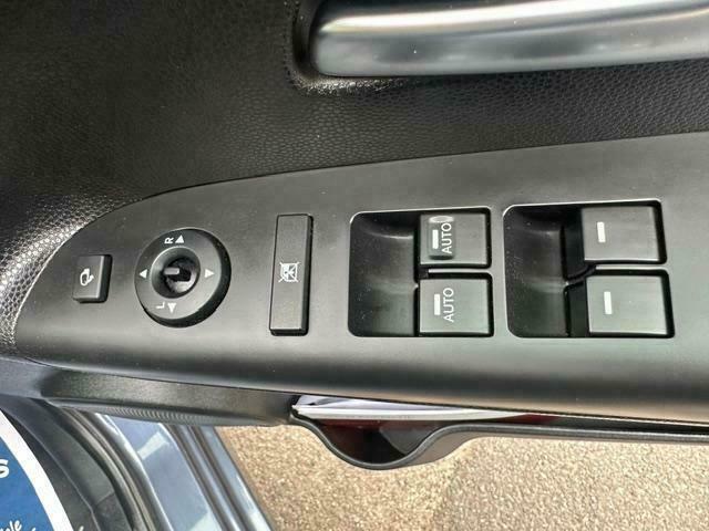 Kia Venga 4 Blue #17