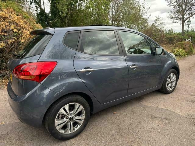 Kia Venga 4 Blue #7
