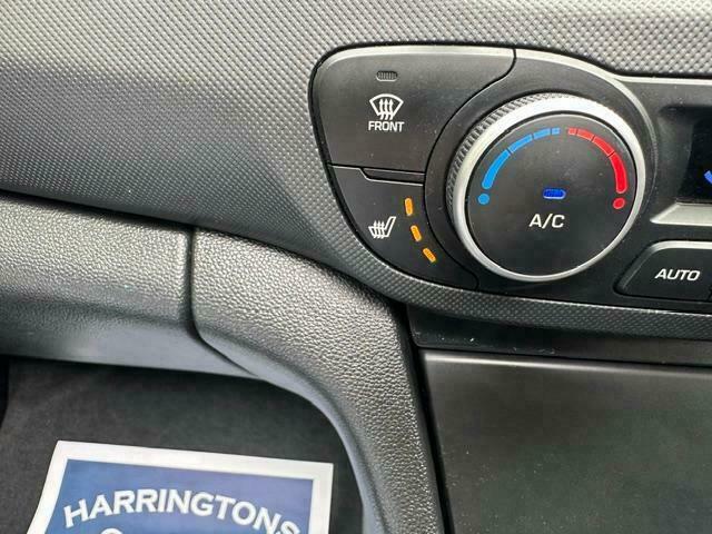 Hyundai I10 1.2 Premium White #19
