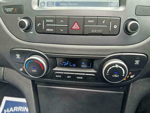 Hyundai I10 1.2 Premium White #18
