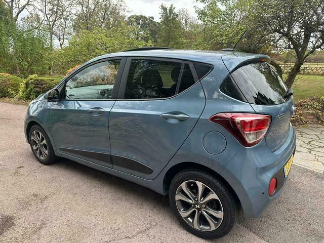 Hyundai I10 1.2 Premium White #9