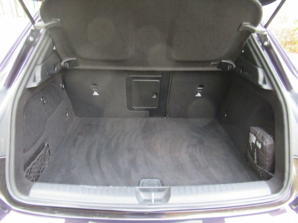 Mercedes-Benz GLA Class 200 Se Executive Cdi #18