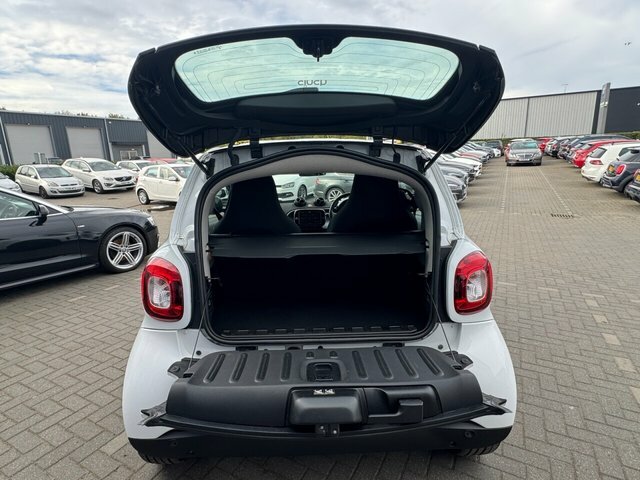 Smart Fortwo Coupe Prime Exclusive White #16