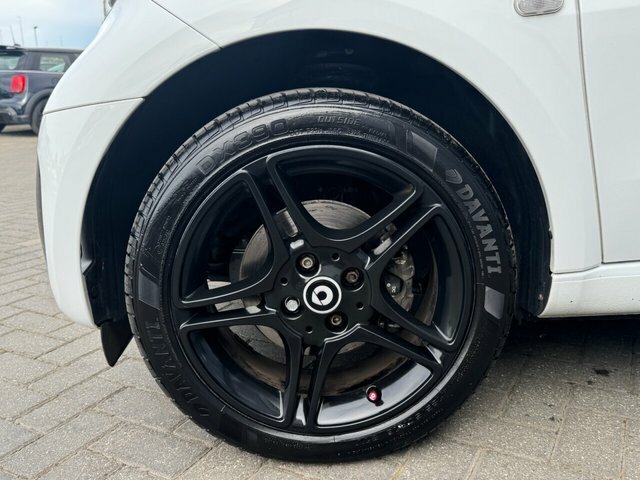 Smart Fortwo Coupe Prime Exclusive White #32