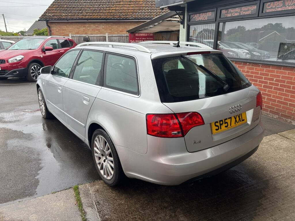 Audi A4 2.0 Tdi Tdv Se Silver #5