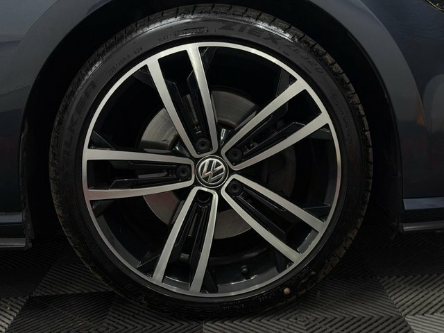 Volkswagen Golf Gte Black #23