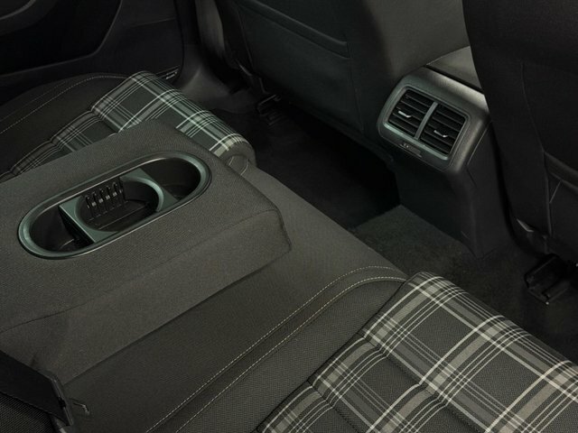 Volkswagen Golf Gte Black #20