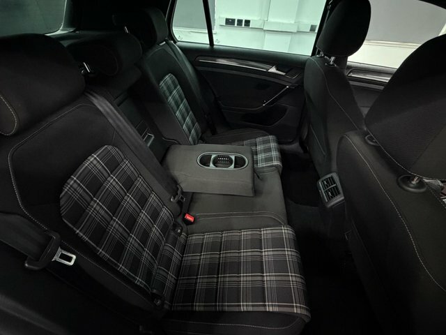 Volkswagen Golf Gte Black #15