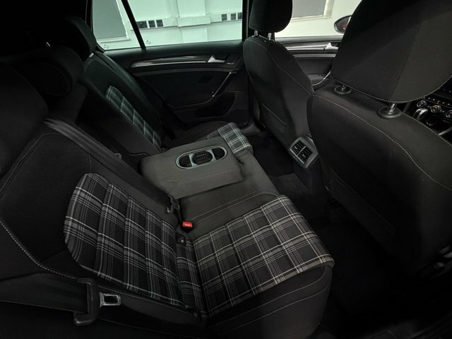 Volkswagen Golf Gte Black #14