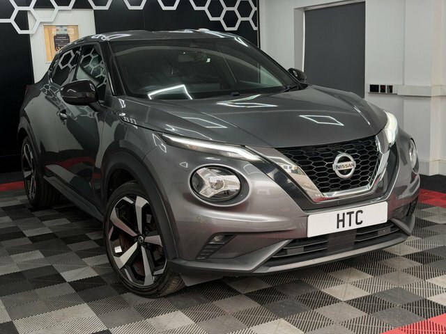 Nissan Juke Hatchback #1