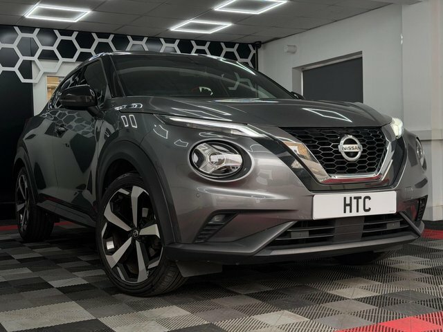 Nissan Juke Hatchback #26