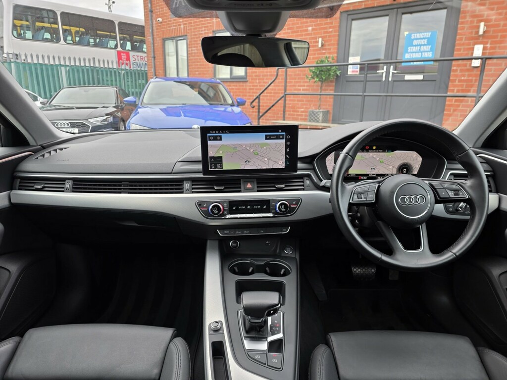 Audi A4 2.0 Tfsi 40 Sport Edition BG22XUW Grey #4