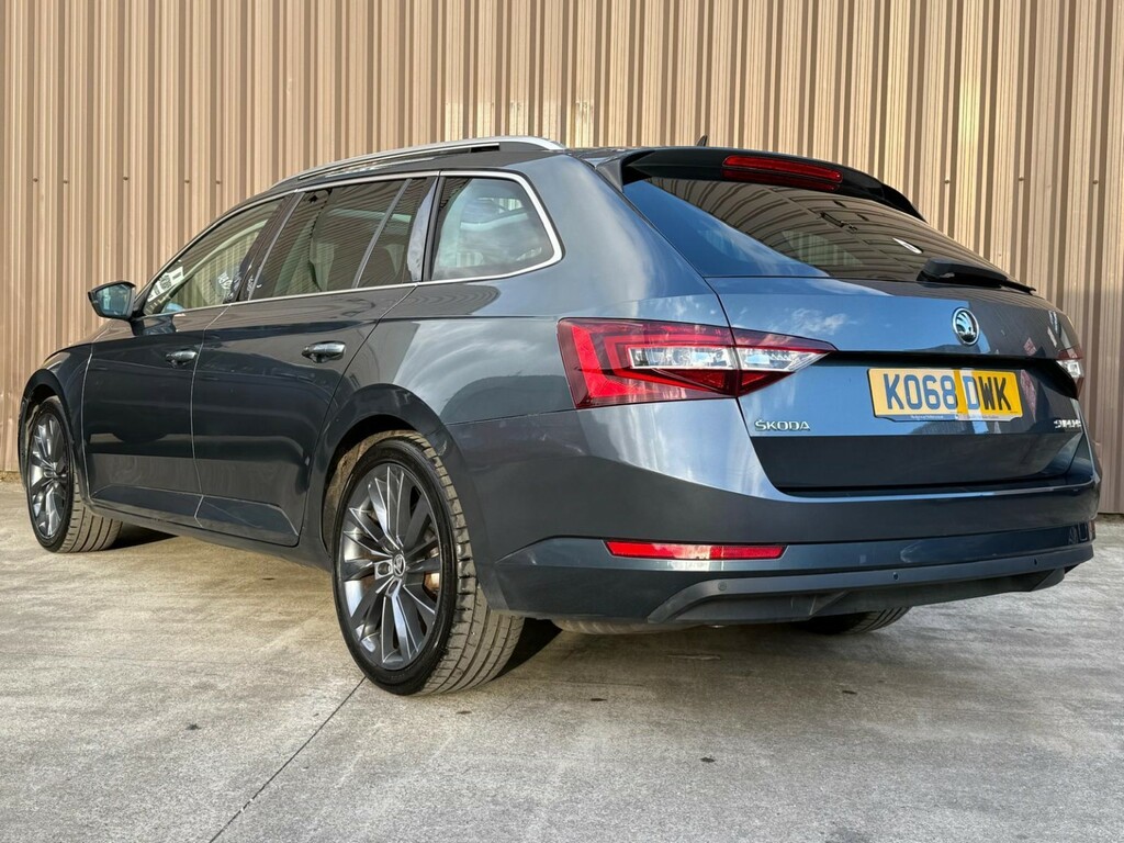 Skoda Superb 1.5 Tsi Act Se L Executive KO68DWK Grey #3